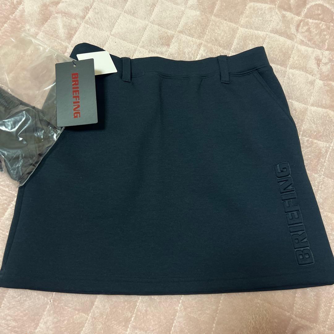 ブリーフィング　3Dロゴ　新品スカートxs