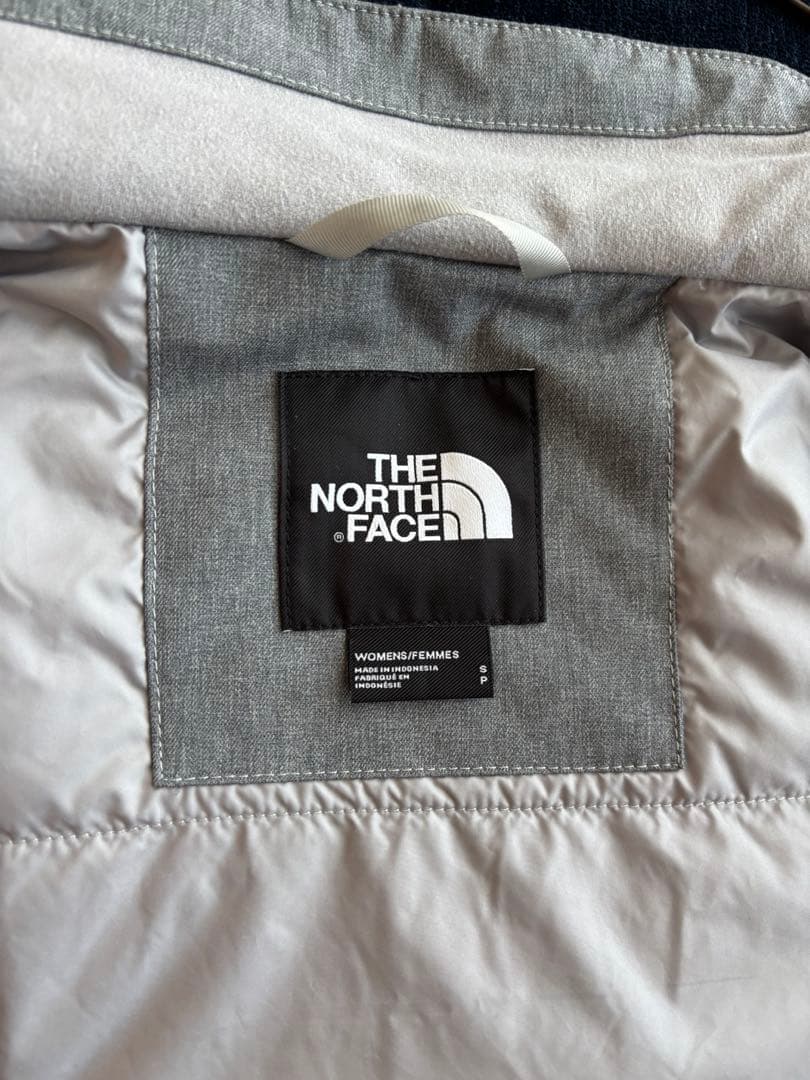 ノースフェイス　スキースノーボードウェア　Mサイズ