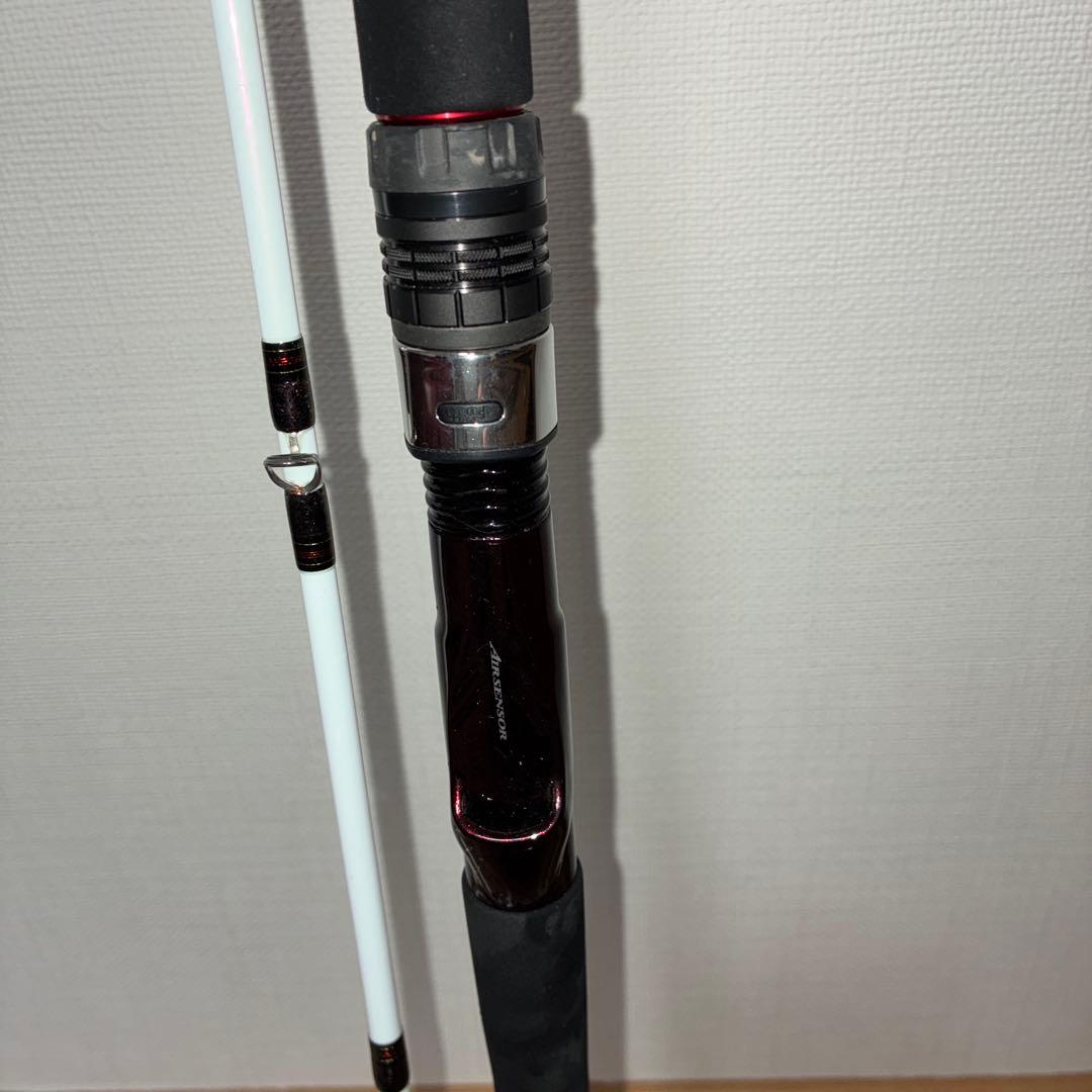 カーボンファイバー製パープル船竿