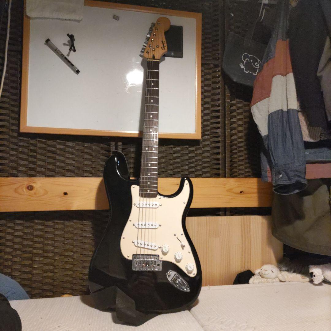 エレキギター　Squier　Fenderギグバッグ付