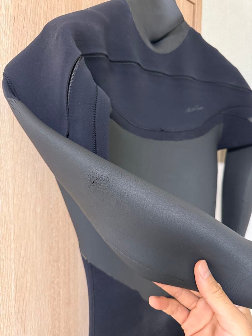 【格安！】AXXE Classic 4/3mmセミドライ ロングチェストジップ