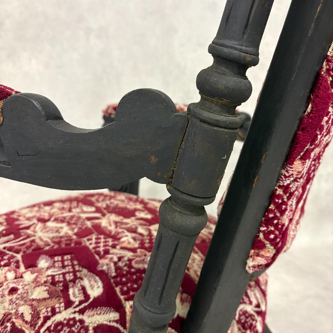ネパール　パタン　アンティークアームチェア【B】