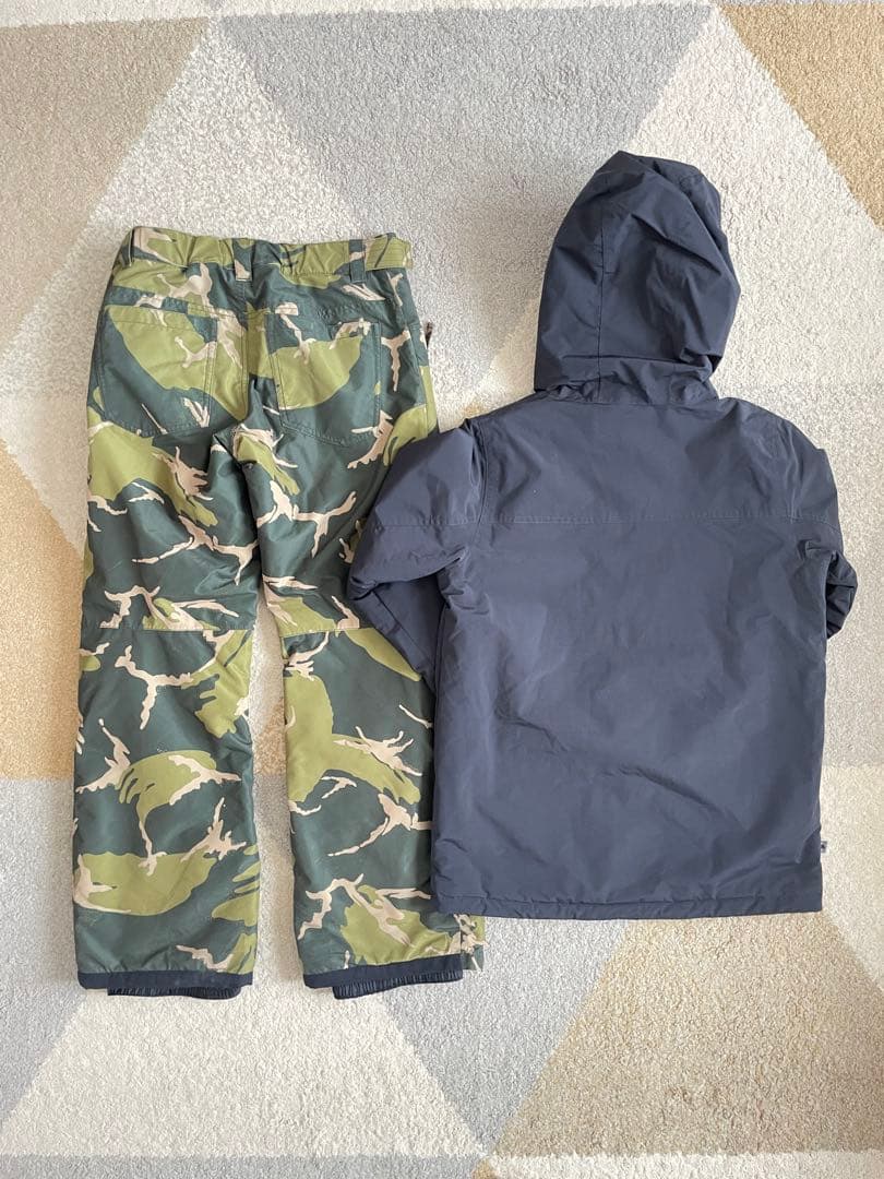 BURTON 子ども用スノーボードウェア　Lサイズ