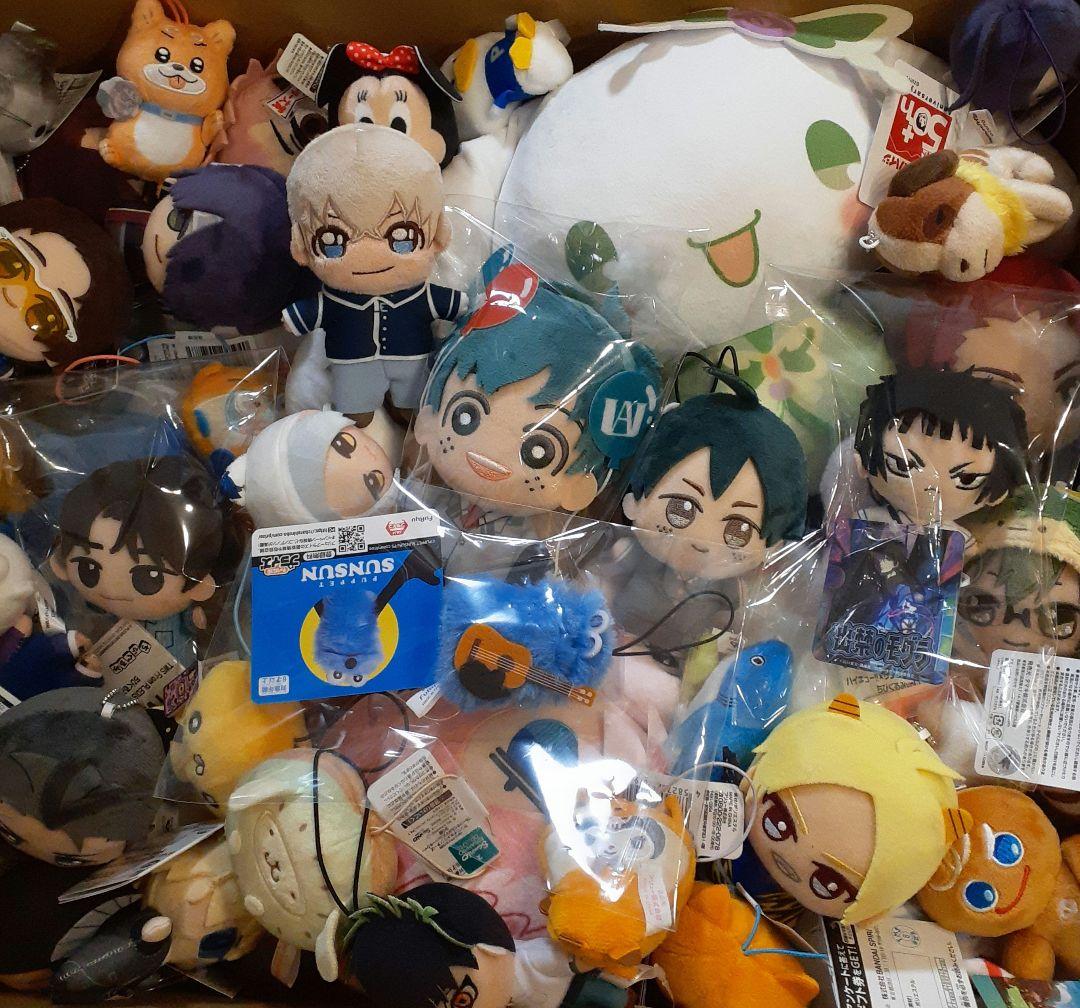 ちびぐるみ&BIGぬいぐるみ&マスコット等、アニメグッズまとめ売り希少50点以上