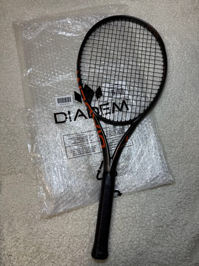 (最終値下げです)DIADEM テニスラケットアクシス98　AXIS98（G2）