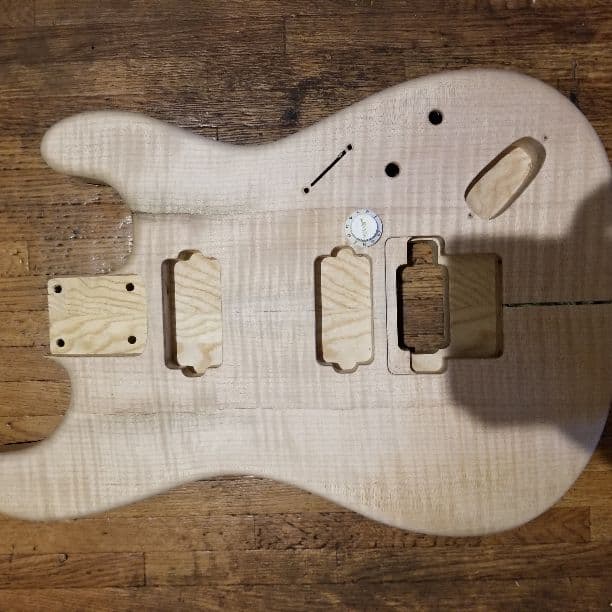 確認用5Aカーリーメイプル使用オリジナルストラト