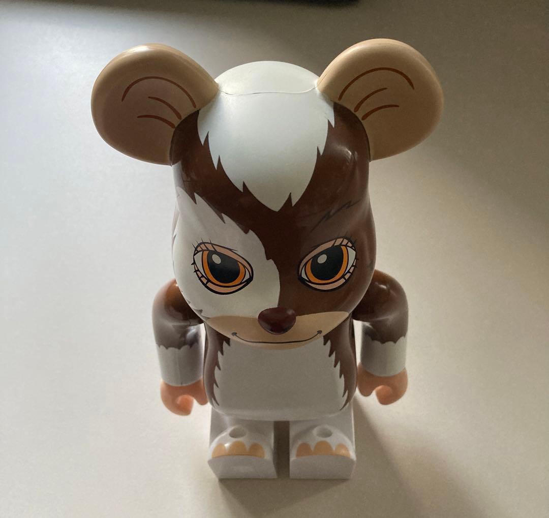 希少　グレムリン ギズモ ベアブリック フィギュア　400%