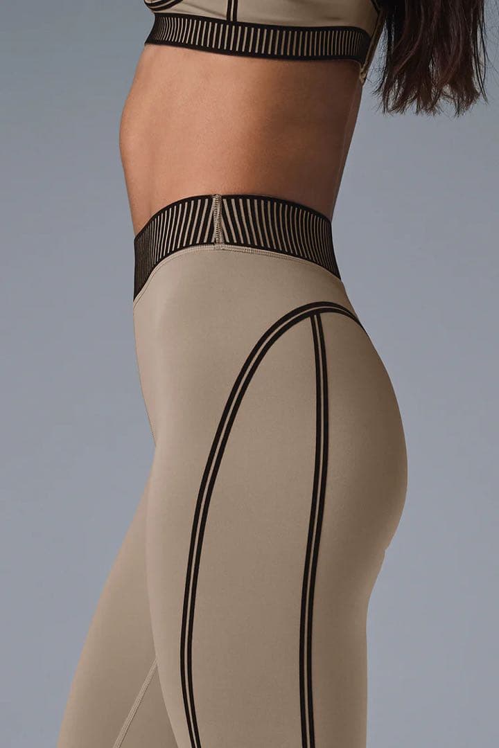 alo yoga アロ ヨガ アロヨガ ピラティス レギンス　エアリフト