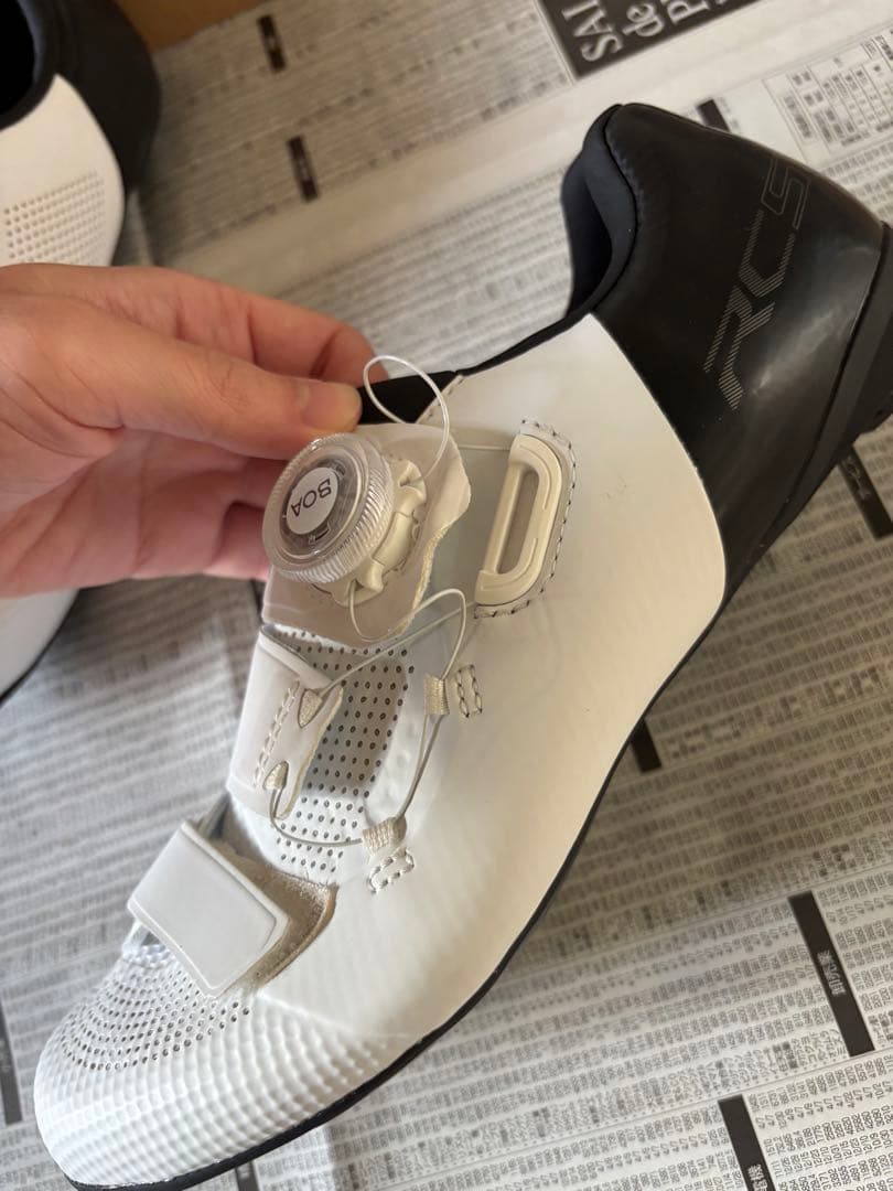 SHIMANO 自転車用シューズ BOAシステム ホワイト　25　26 41