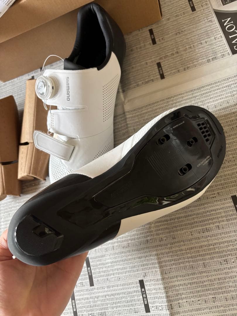 SHIMANO 自転車用シューズ BOAシステム ホワイト　25　26 41