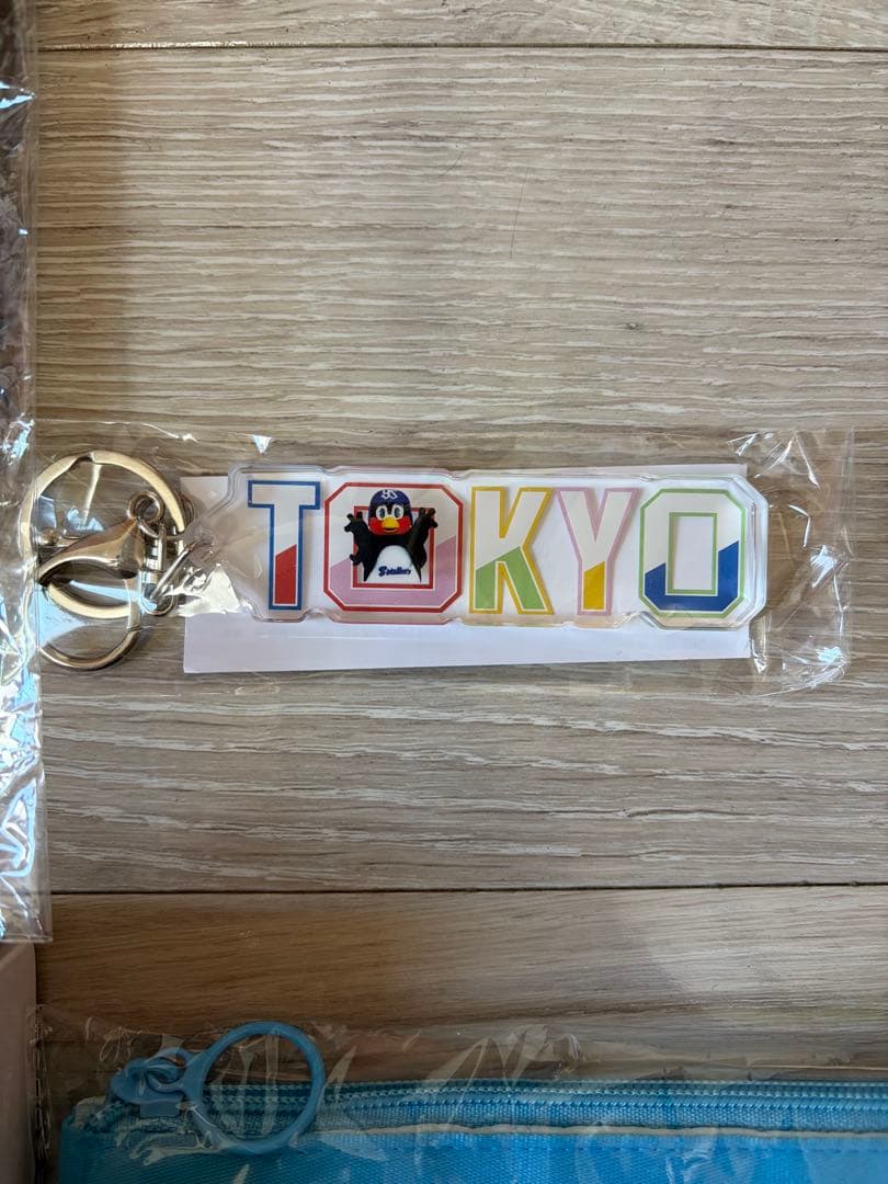 つば九郎　スワローズクルー 2025年版 傘型振り子時計　その他4点セット