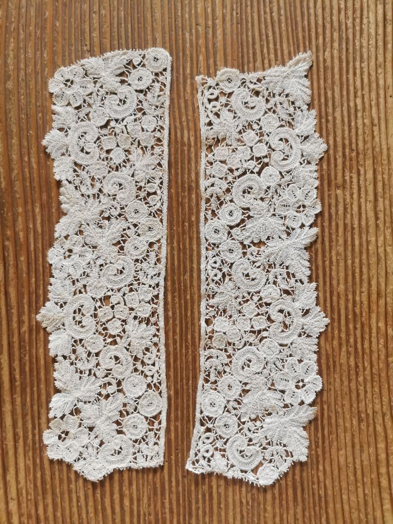 アンティーク ブリュッセルレース ポワンドローズ カフス用レース 付け襟 ペア