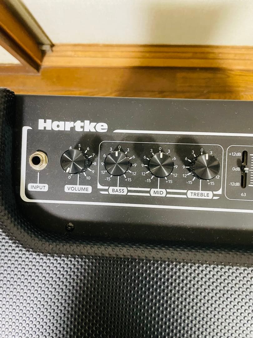 【送料無料】 HARTKE ハートキー / HD150 ベース・コンボアンプ