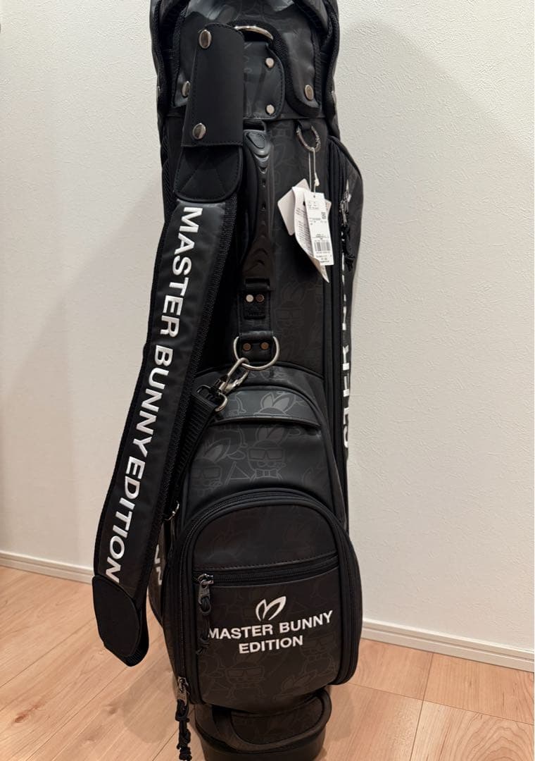 マスターバニーbyパーリーゲイツ ”ちょい悪うさぎ”総柄スタンドキャディバッグ