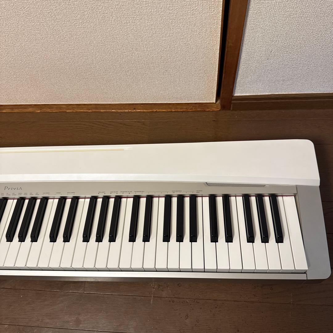 CASIO PX-130 PriviA 電子ピアノ ホワイト 88鍵盤