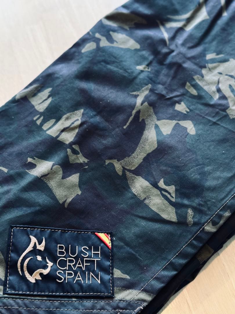 ブッシュクラフトスペイン　限定迷彩柄　オイルスキンタープ