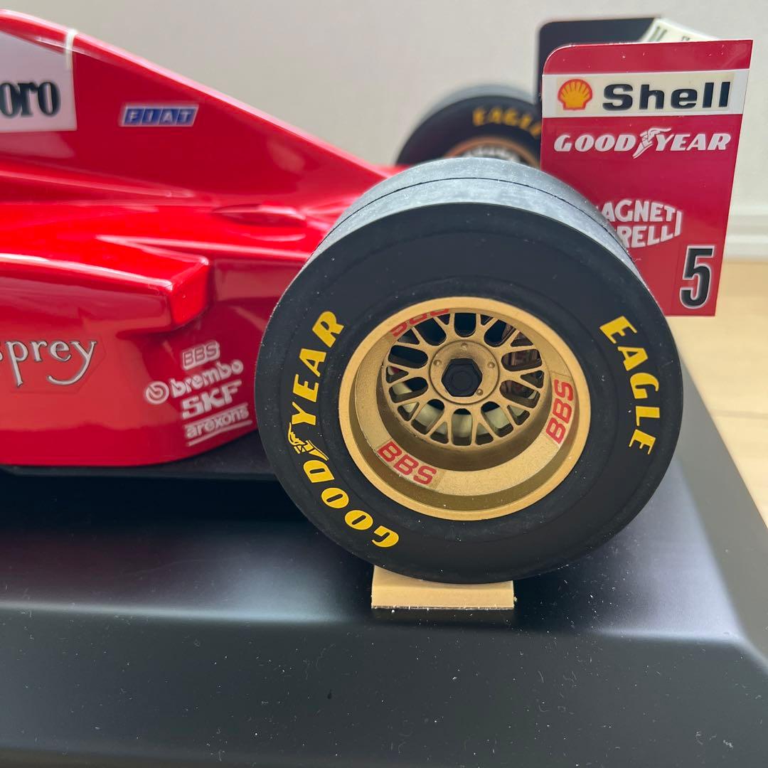 フェラーリF310B 1/8 マルボロ　ミニチャンプス