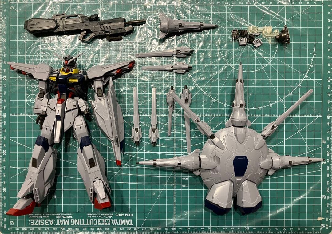 MG 1/100 プロヴィデンスガンダム　ジャンク