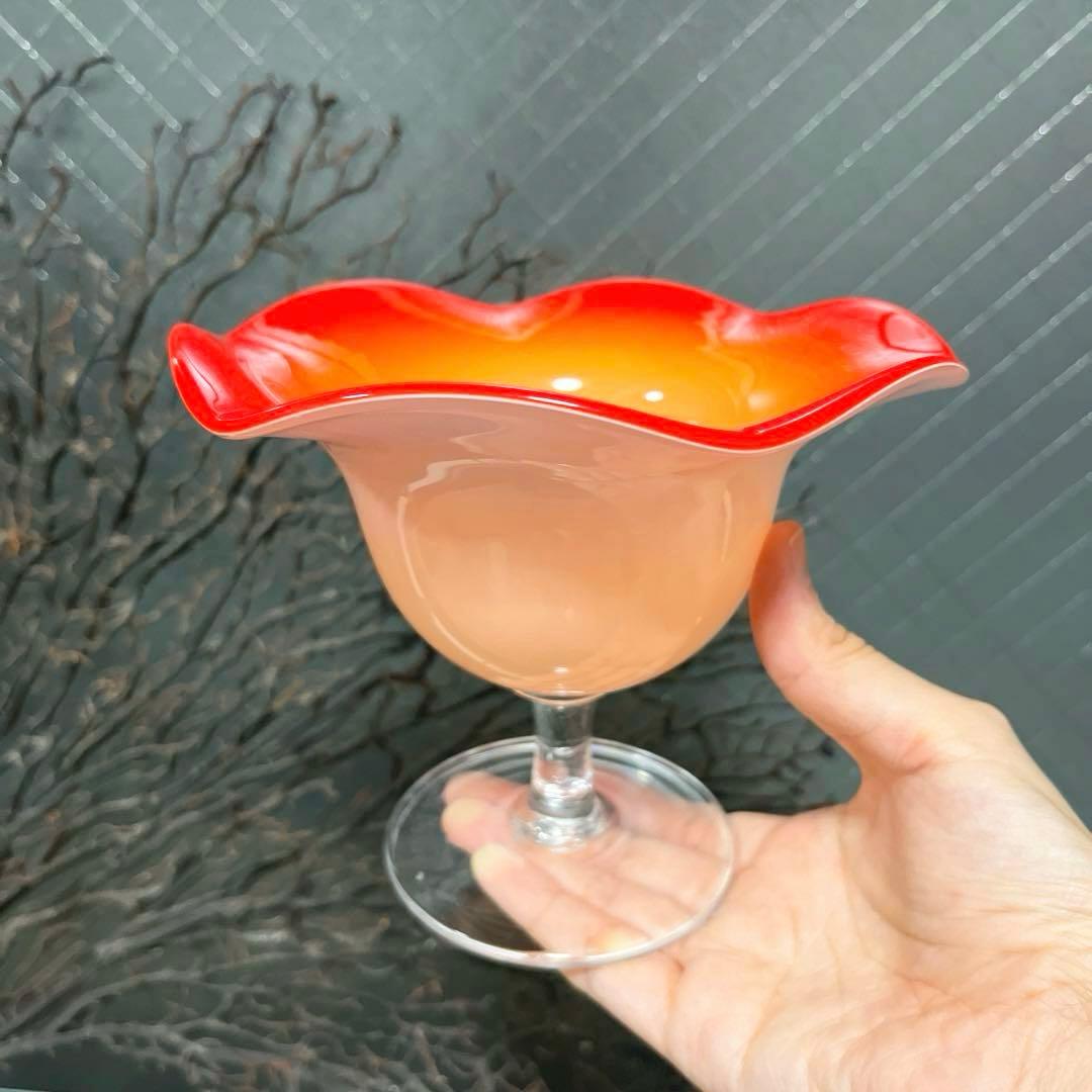 骨董　時代　２色バイカラーフリル 乳白色ガラス　橙色　脚付コンポート　菓子器