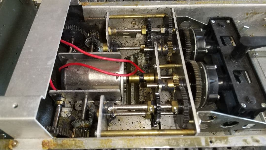 タミヤ1/16RCレオパルド