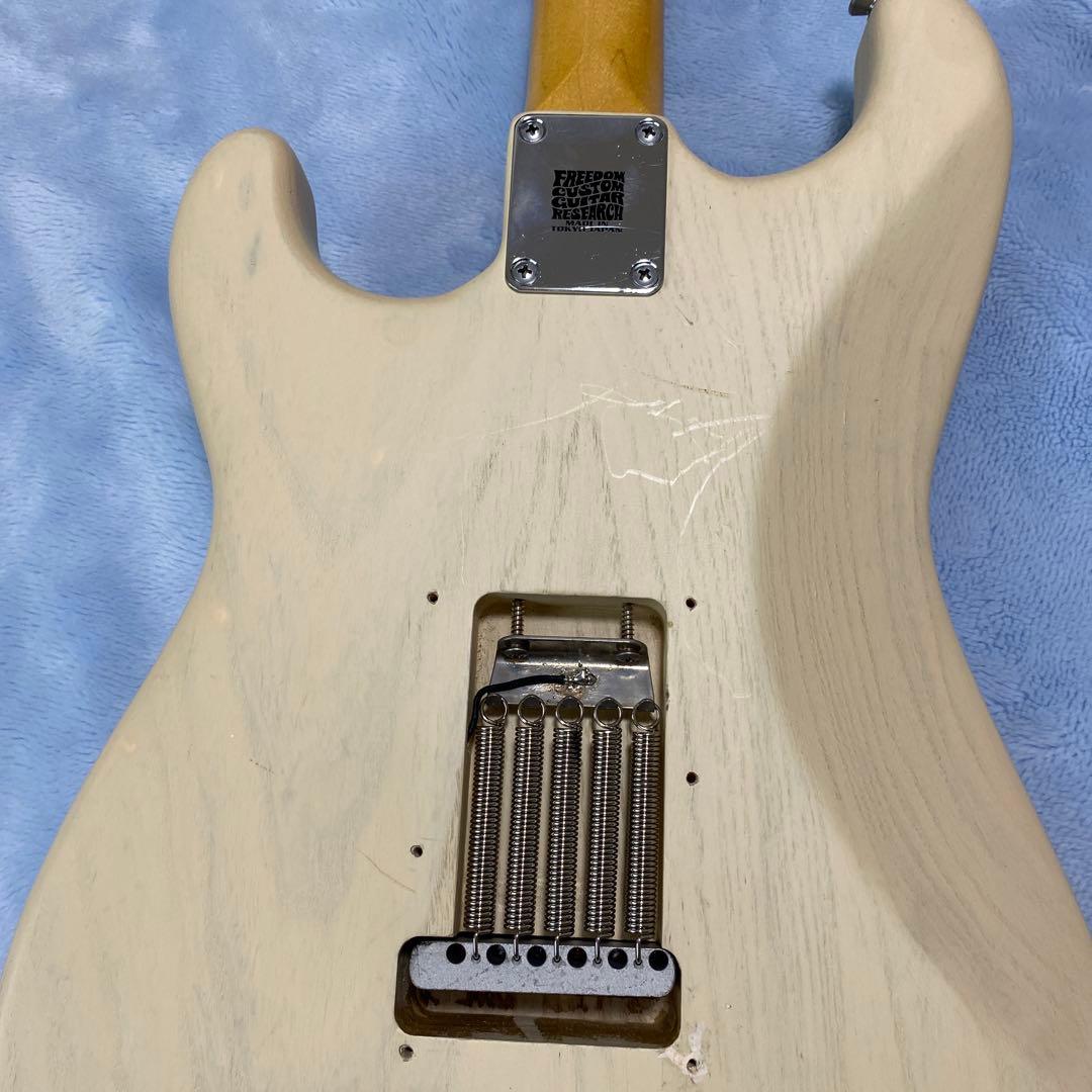 アッシュブロンドストラトキャスター 自作コンポーネント