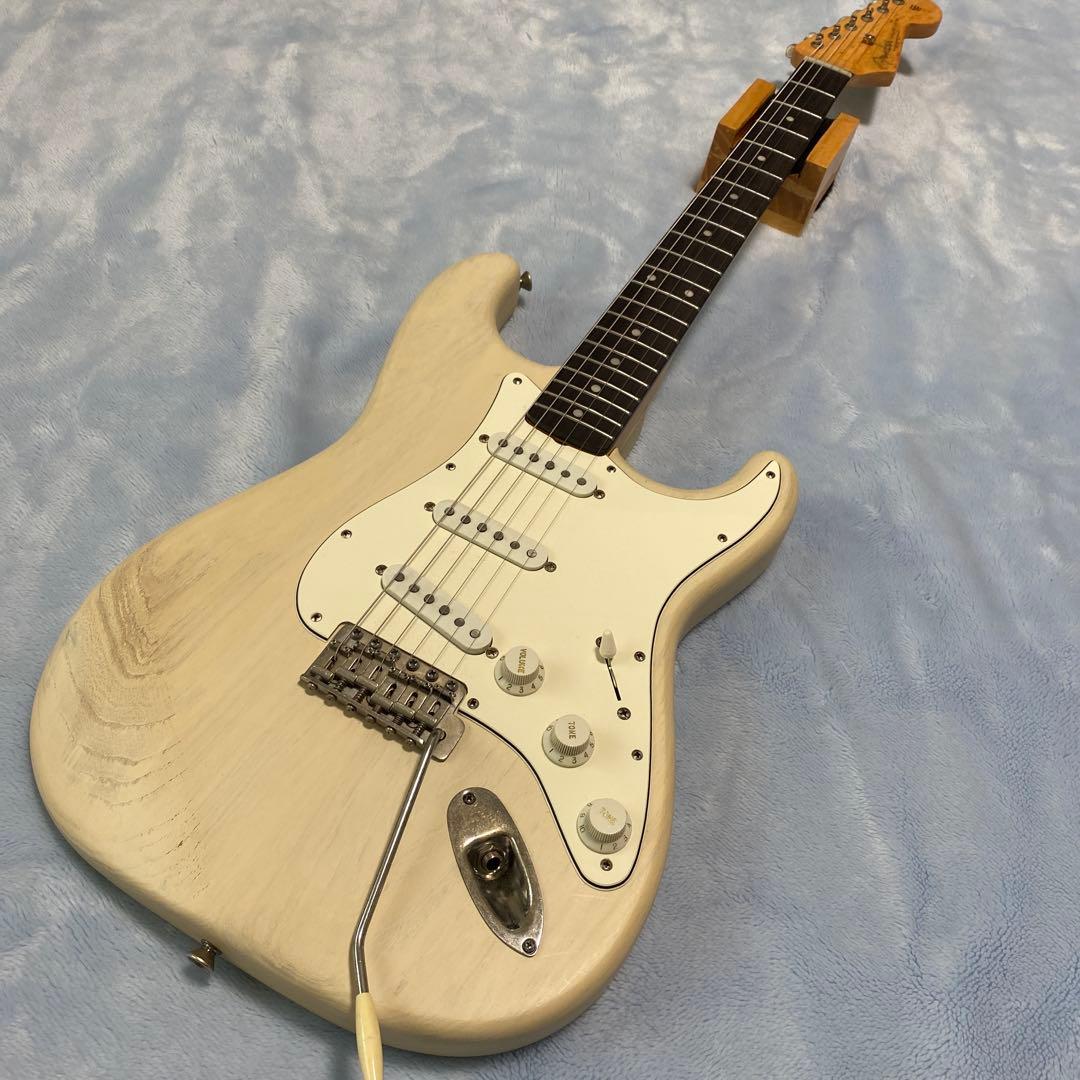 アッシュブロンドストラトキャスター 自作コンポーネント
