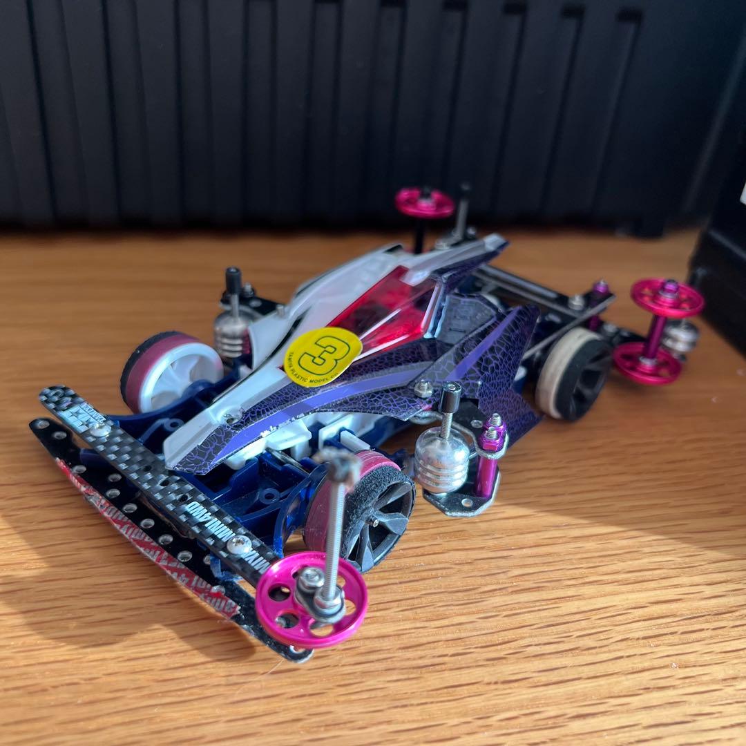 ■ ミニ四駆　完成品　加工　アバンテ　仮面ライダーダブル　ファング・ジョーカー風