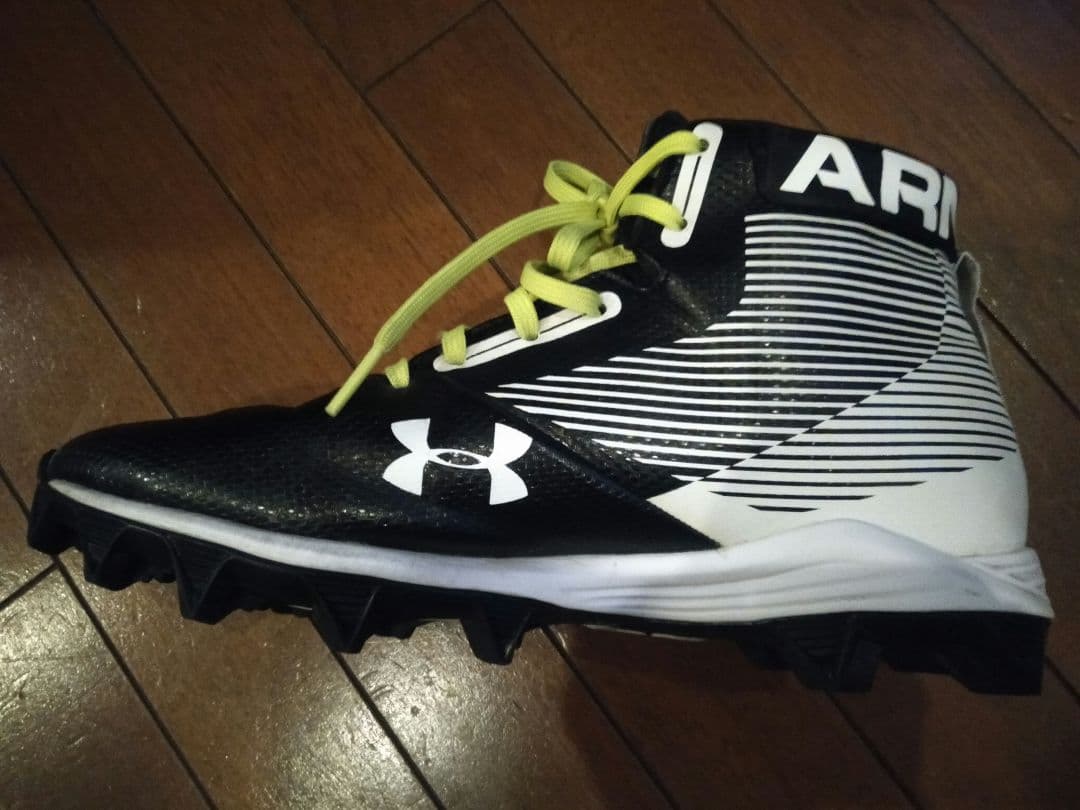 アンダーアーマー　アメリカンフットボール　アメフト　スパイク　25cm