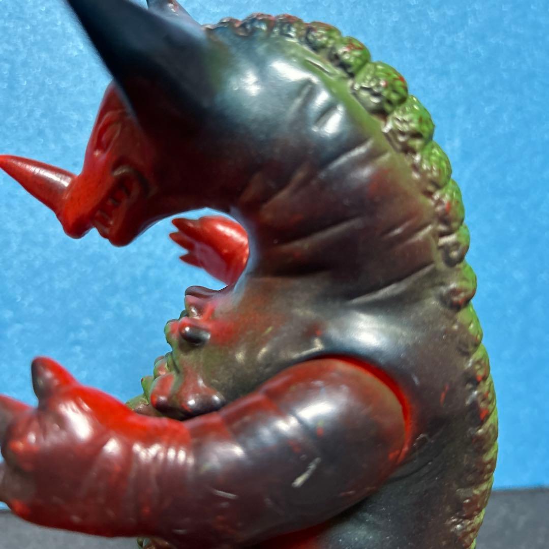 ブルマァク　ゴモラビンテージソフビ