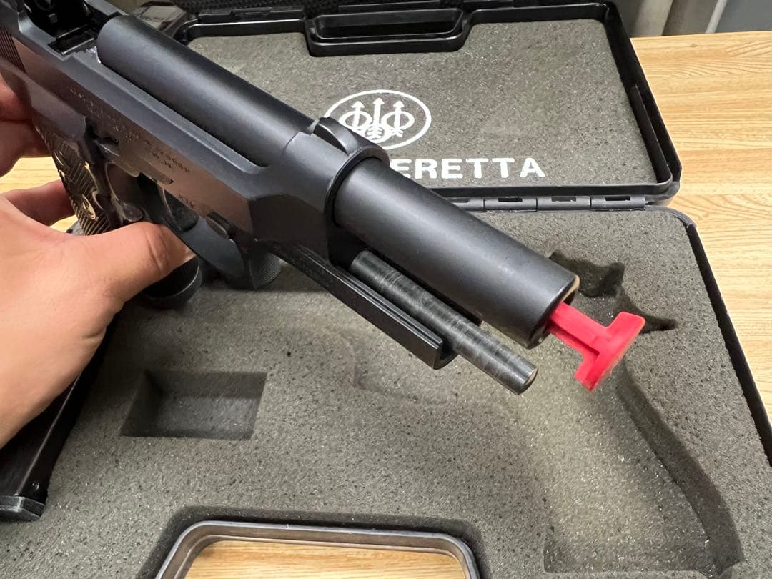 スライド式ガスガン　ベレッタ　日本製