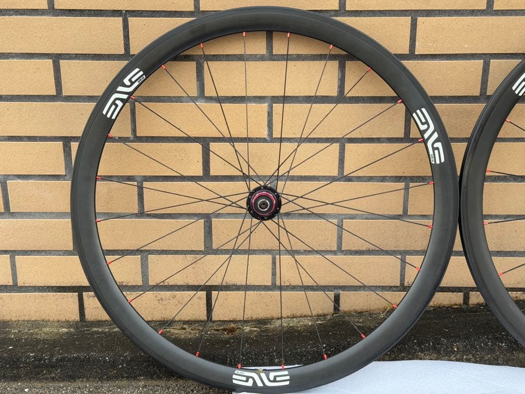 カーボンホイール　リムブレーキ　ノバテック　ハブ　ロードバイク　カーボン