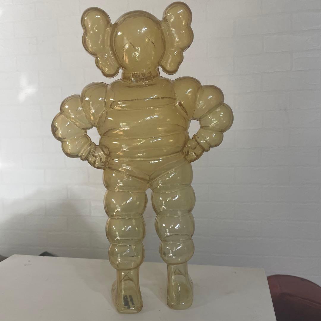 KAWS クリアフィギュア　レア　1000体限定