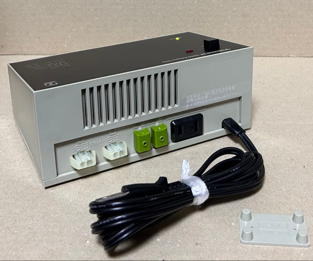 TOMIX 5040 アダプターユニット　ポイントコントロールボックス　※②