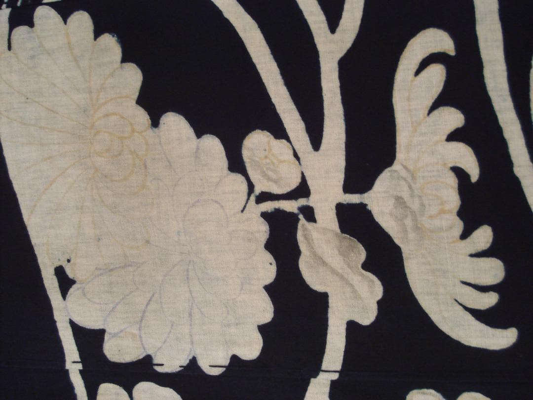 布団　解き　筒描き　木綿地　手織り　藍染　家紋　吉兆模様　菊水