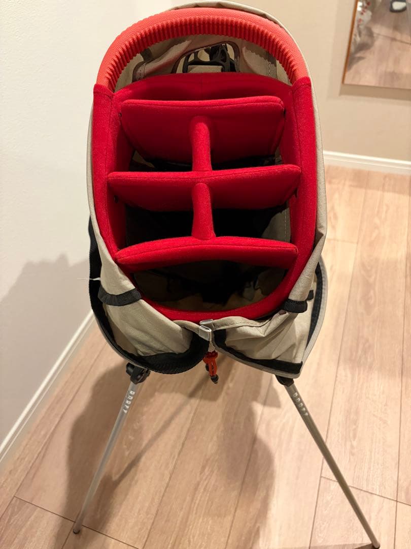 【美品／即購入OK】 ONOFF キャディバッグ＋本間トラベルカバー（紺色）付き