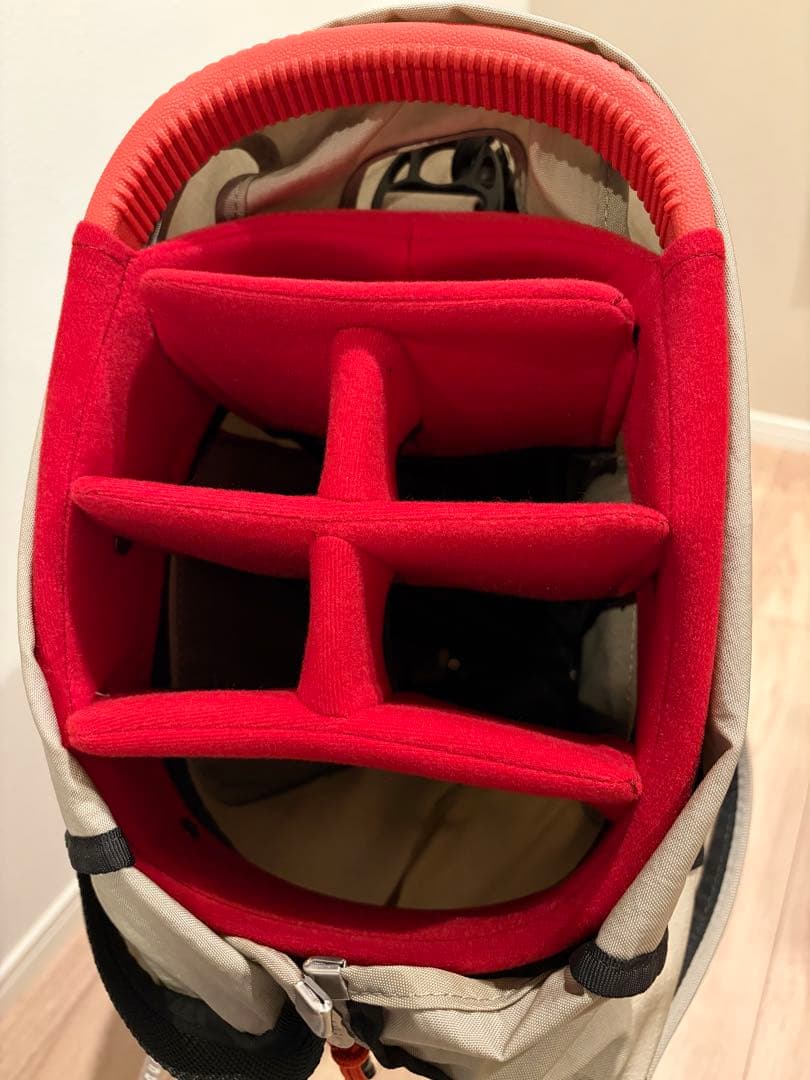 【美品／即購入OK】 ONOFF キャディバッグ＋本間トラベルカバー（紺色）付き