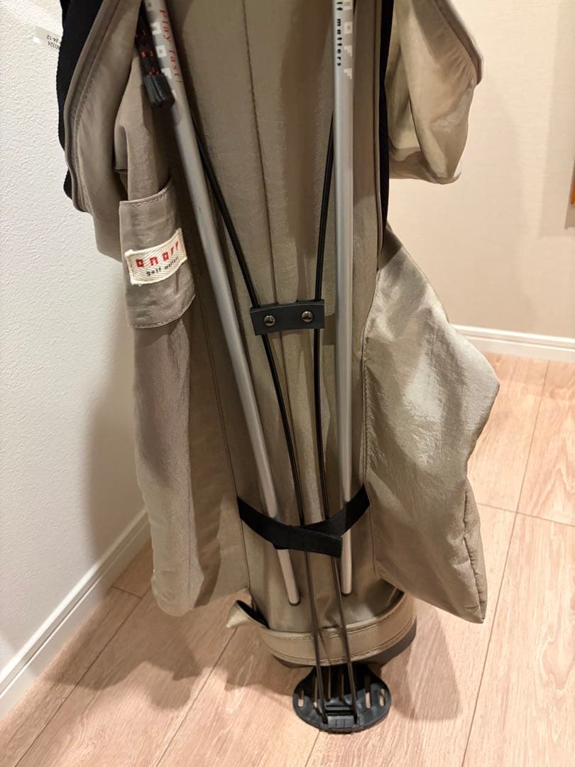 【美品／即購入OK】 ONOFF キャディバッグ＋本間トラベルカバー（紺色）付き