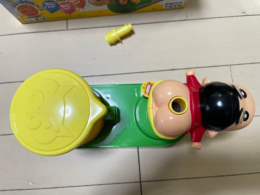 k*a様 クレヨンしんちゃん ドキがムネムネ とべとべバルーン