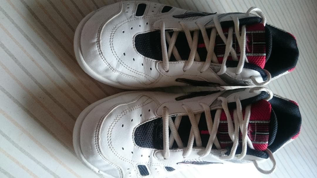 ミズノスポーツシューズ