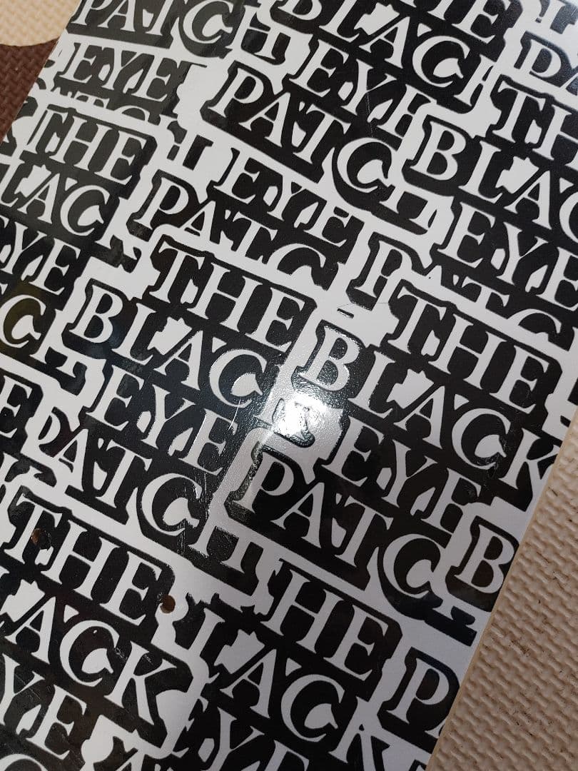 未使用THE BLACK EYE PATCHスケボーデッキ&足回りセット