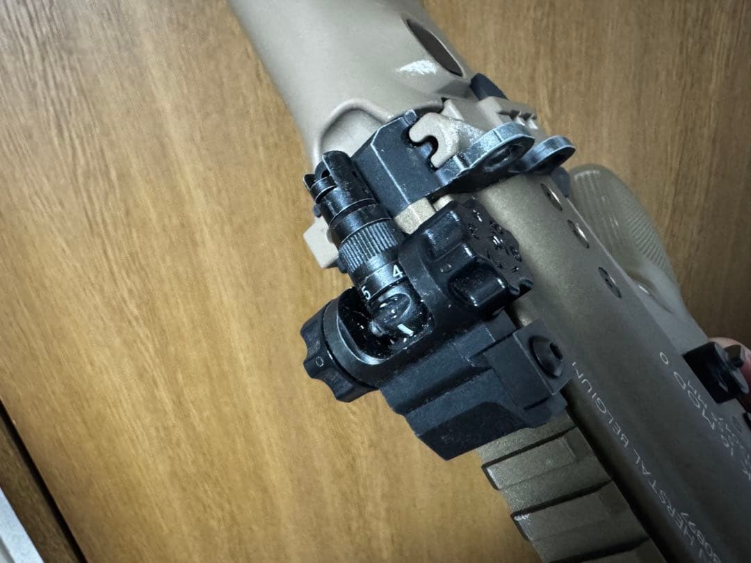 東京マルイ　次世代電動ガン SCAR-L