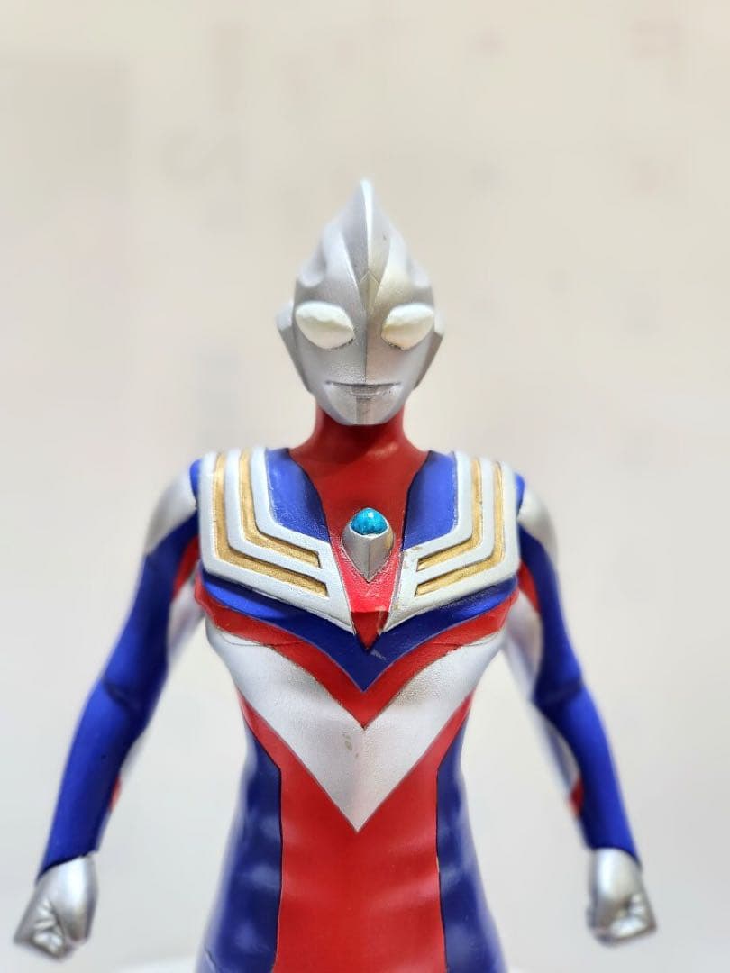 ワンフェス限定ウルトラマンティガレジン22cmプロ完成品シャーロックリペイント付