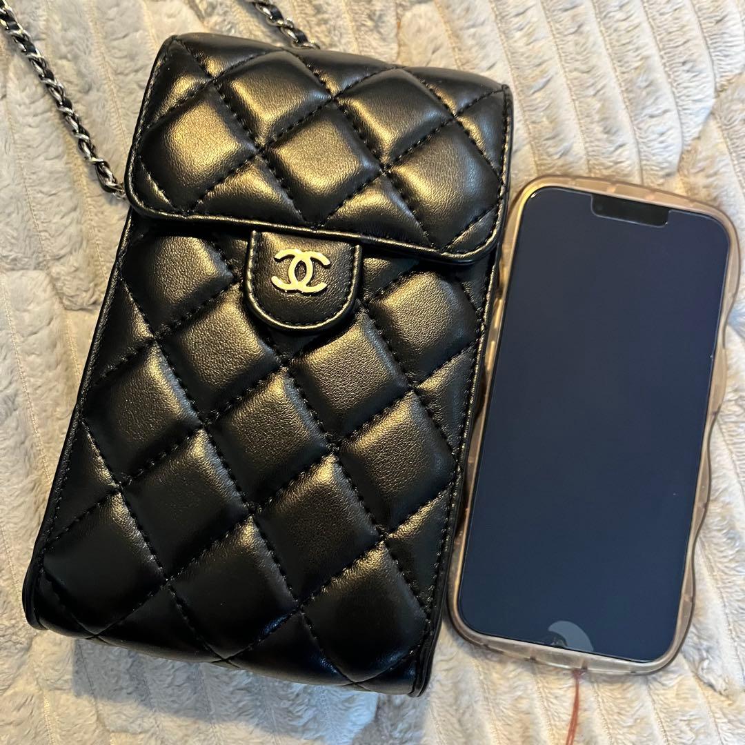 daimiki57 様CHANEL ブラック スマホショルダー　ノベルティ