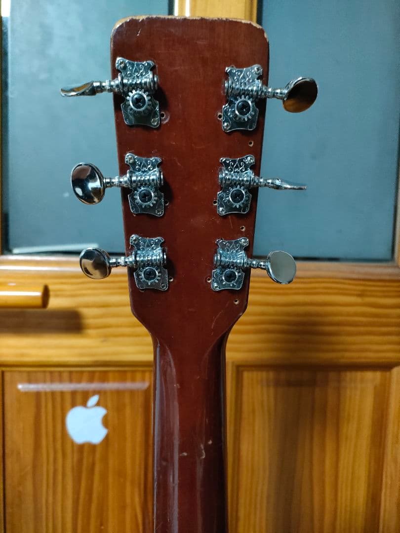 Teradaアコースティックギター