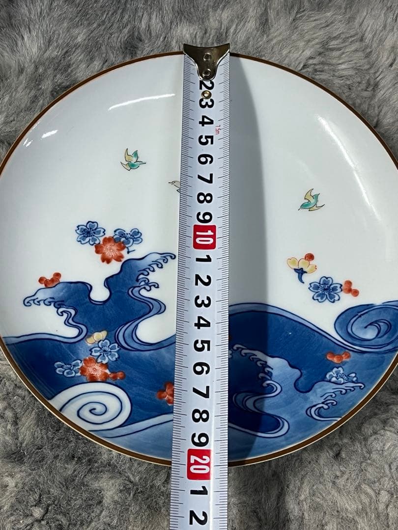 ⓶ 有田焼 十三代 酒井田柿右衛門作 平皿　人間国宝