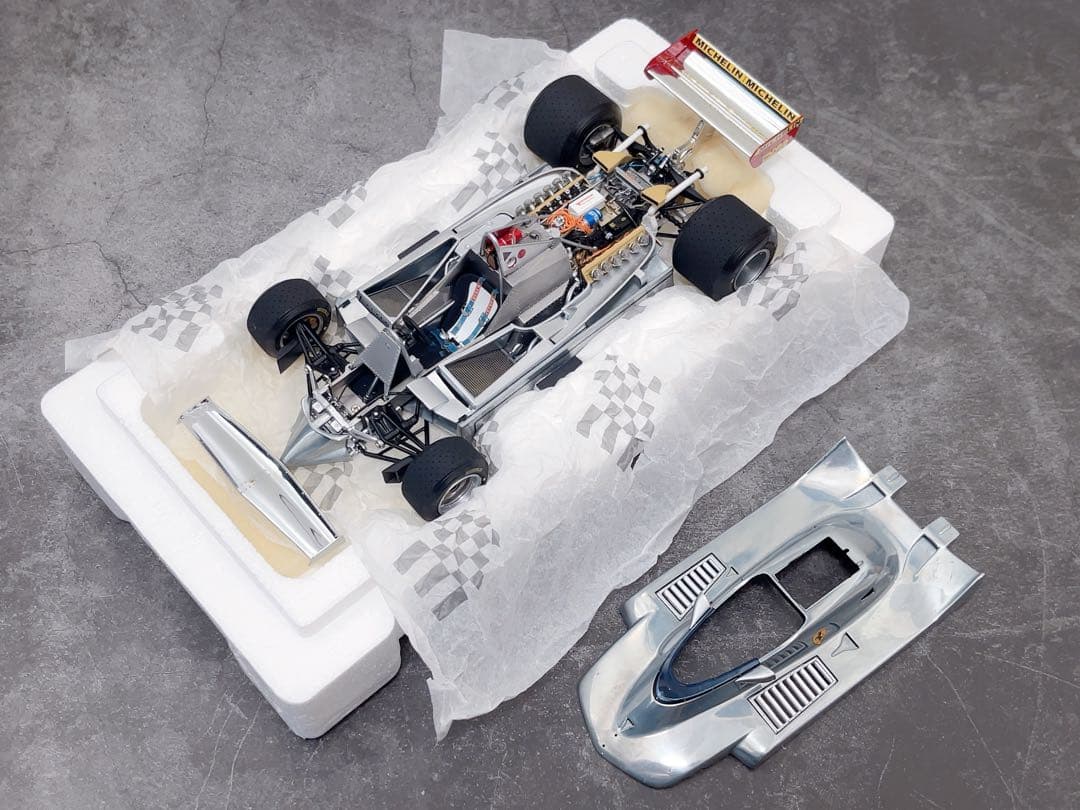 限定1500台 エグゾト 1/18 フェラーリ 312T4 アルミニウムボディ
