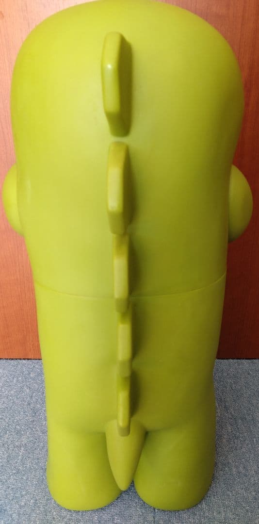 でっかいガチャピン　フィギュア