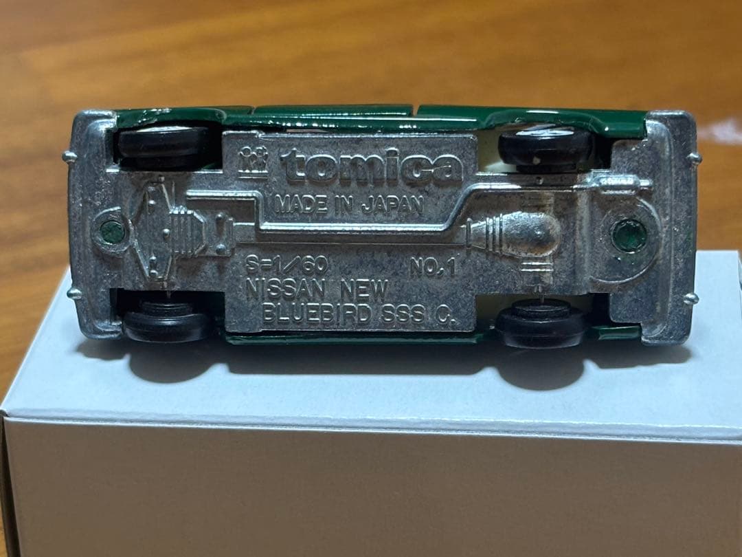デ*ー様 黒箱最初期トミカ ブルーバード SSS クーペ　1Aホイール　緑　コピ