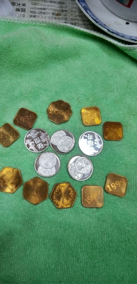 純銀メダル（5枚）と、銅メダル（10枚）セツト。未使用　 銀（高騰中）　4