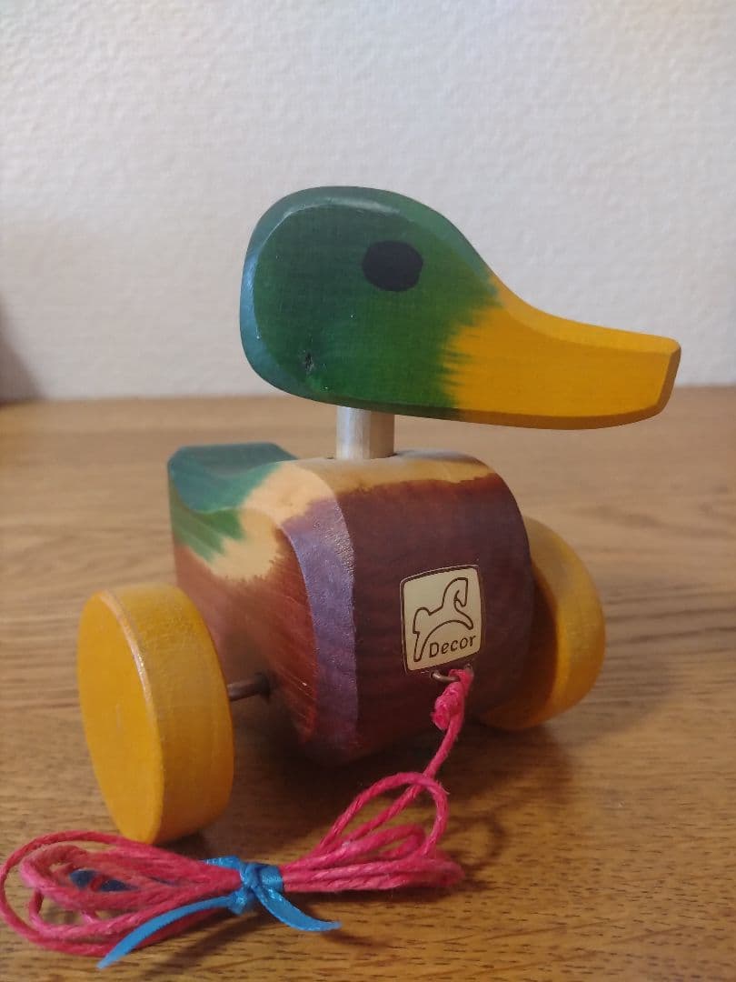 デコア社　カモ　ニキティキ